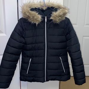 Black hollister puffer jacket